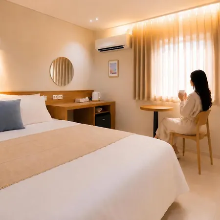 부산 수영 블루닷 호텔